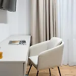 아파트 Crystal 3bdr In Center 부쿠레슈티