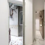 Crystal 3bdr In Center 아파트 *