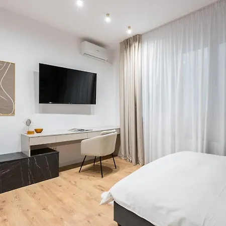 Apartman Crystal 3bdr In Center Bukarest