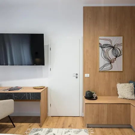 Crystal 3bdr In Center * Бухарест