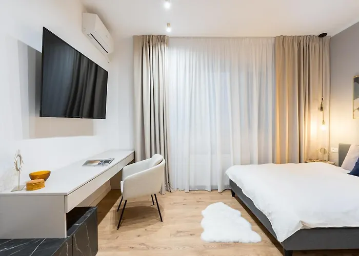 Crystal 3bdr In Center Bukarest