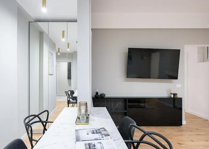 Crystal 3bdr In Center Apartman Bukarest