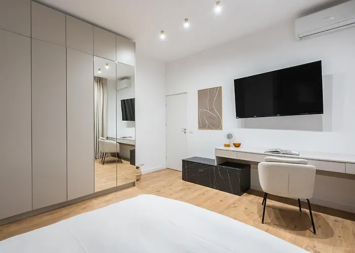 Apartman Crystal 3bdr In Center