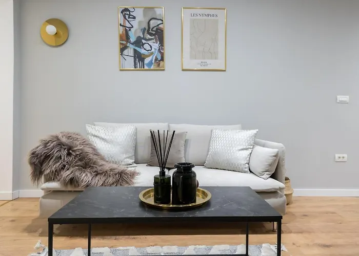 Apartman Crystal 3bdr In Center Bukarest