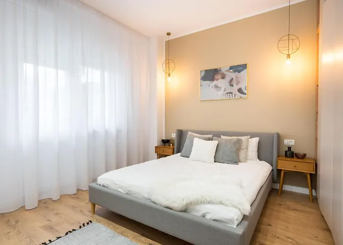 Apartman Crystal 3bdr In Center Bukarest