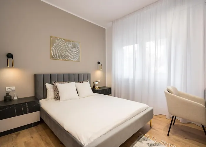 Apartman Crystal 3bdr In Center Bukarest