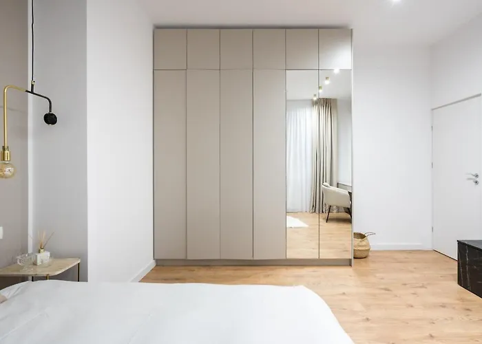 Crystal 3bdr In Center Bucharest