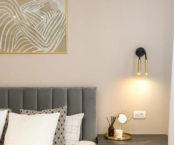 Apartman Crystal 3bdr In Center Bukarest